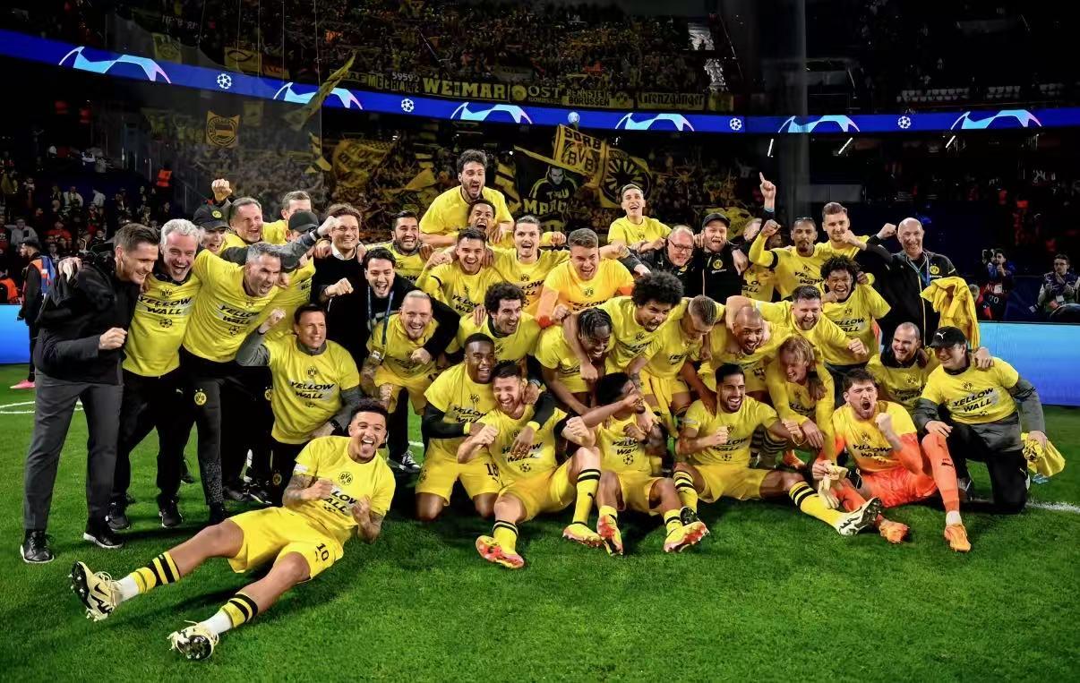 包含2025年俱乐部世界杯：多特蒙德全队备战内幕的词条