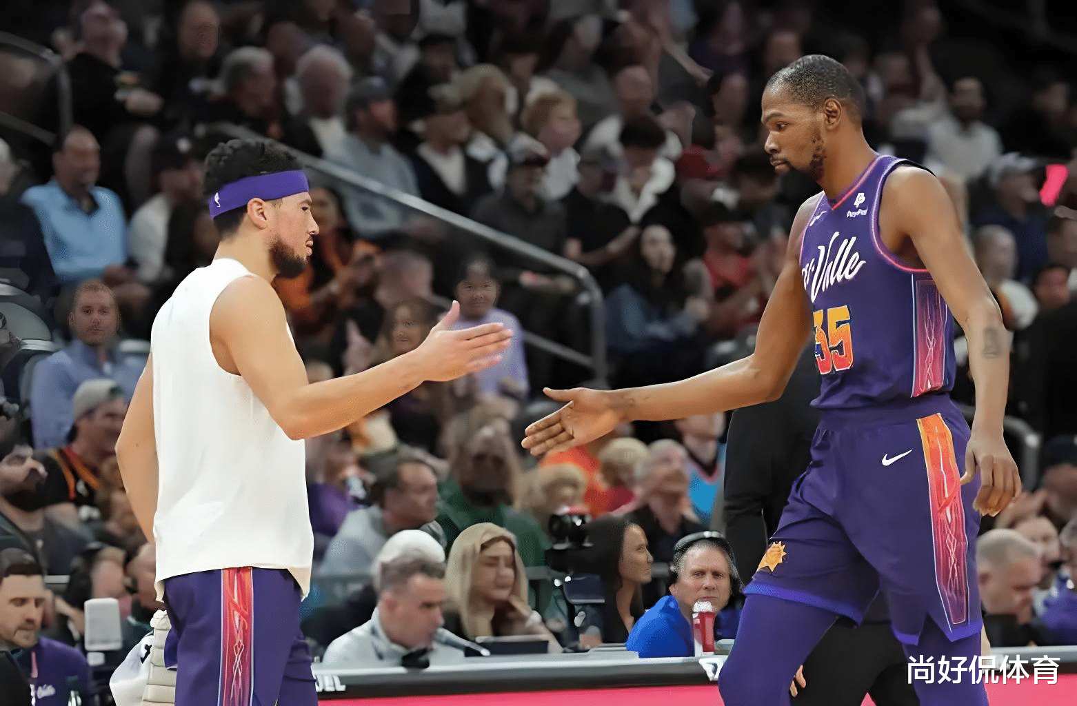 巴西男篮强势热火，布克打破历史纪录