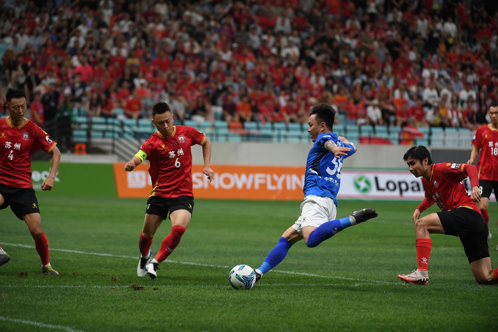 球队历史对决重现,经典比赛再度上演的简单介绍 球队历史对决重现,经典比赛再度上演的简单介绍