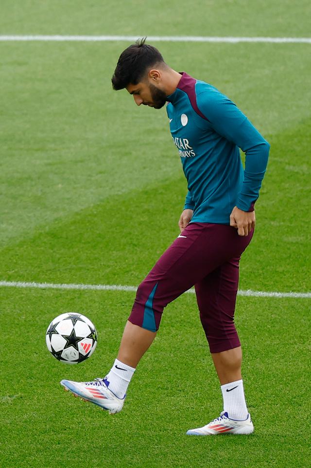 联赛大战:巴黎圣日耳曼力克敌手 联赛大战:巴黎圣日耳曼力克敌手