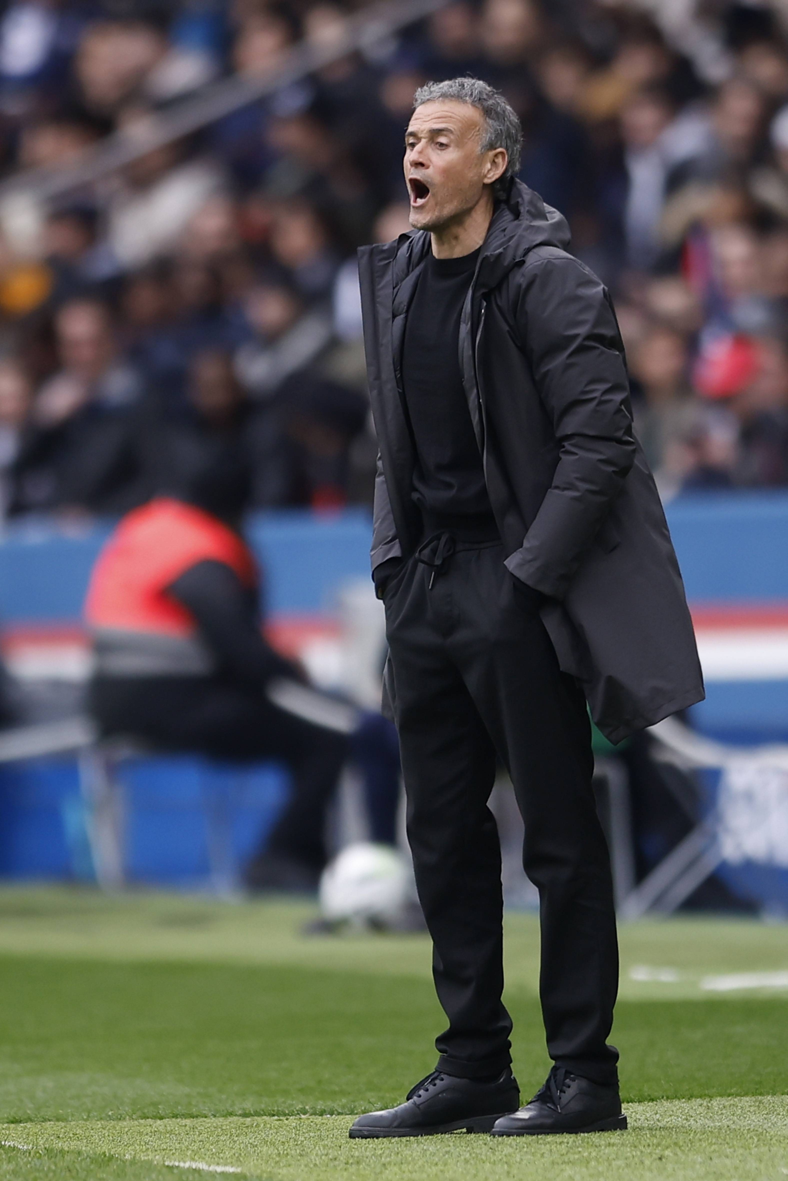 联赛大战:巴黎圣日耳曼力克敌手 联赛大战:巴黎圣日耳曼力克敌手