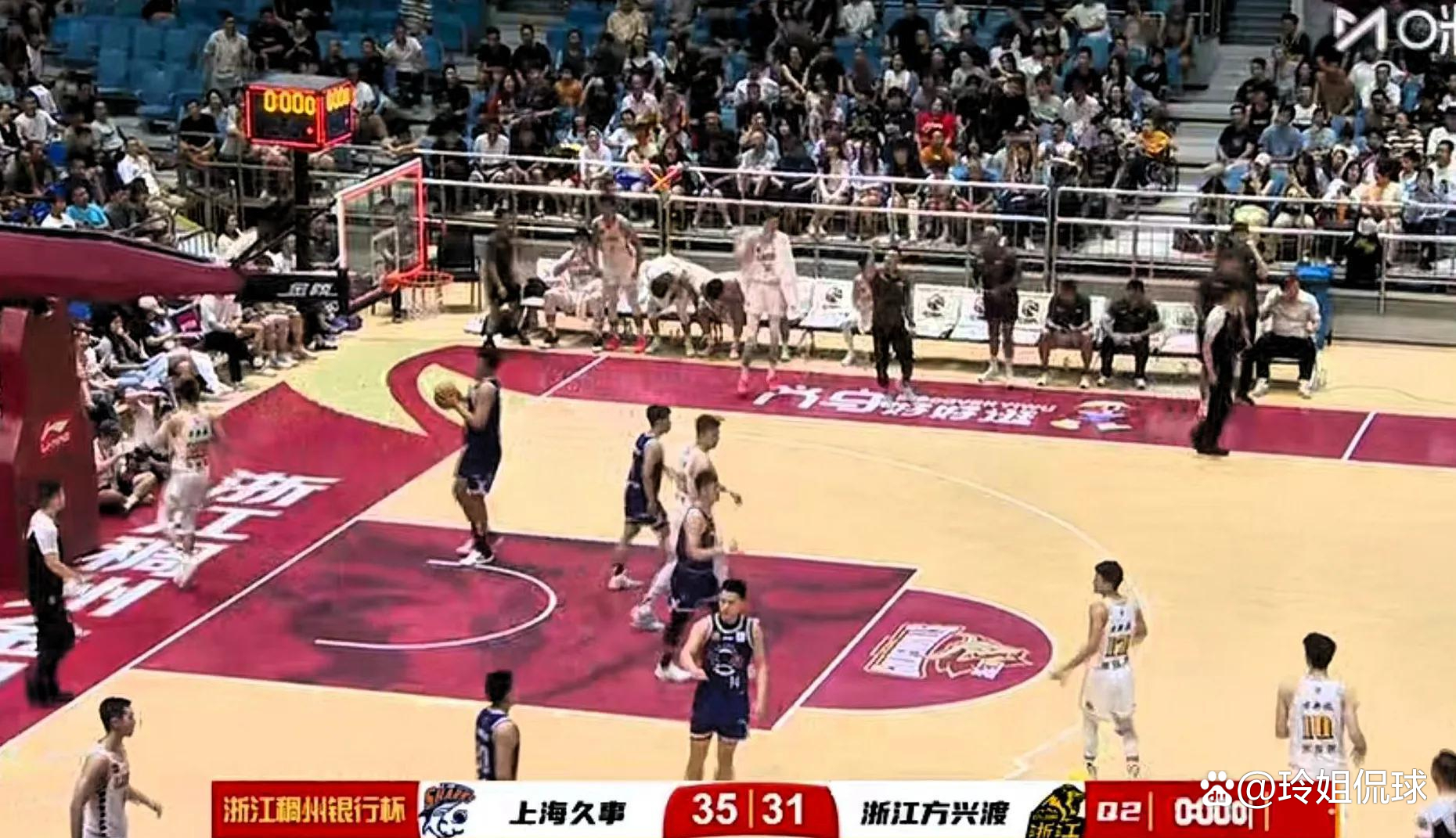 关于江苏遭广厦队击败,遭遇两连败的信息 关于江苏遭广厦队击败,遭遇两连败的信息