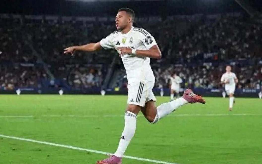 包含赫塔菲前锋表现冷静,锋线进球无数的词条 包含赫塔菲前锋表现冷静,锋线进球无数的词条