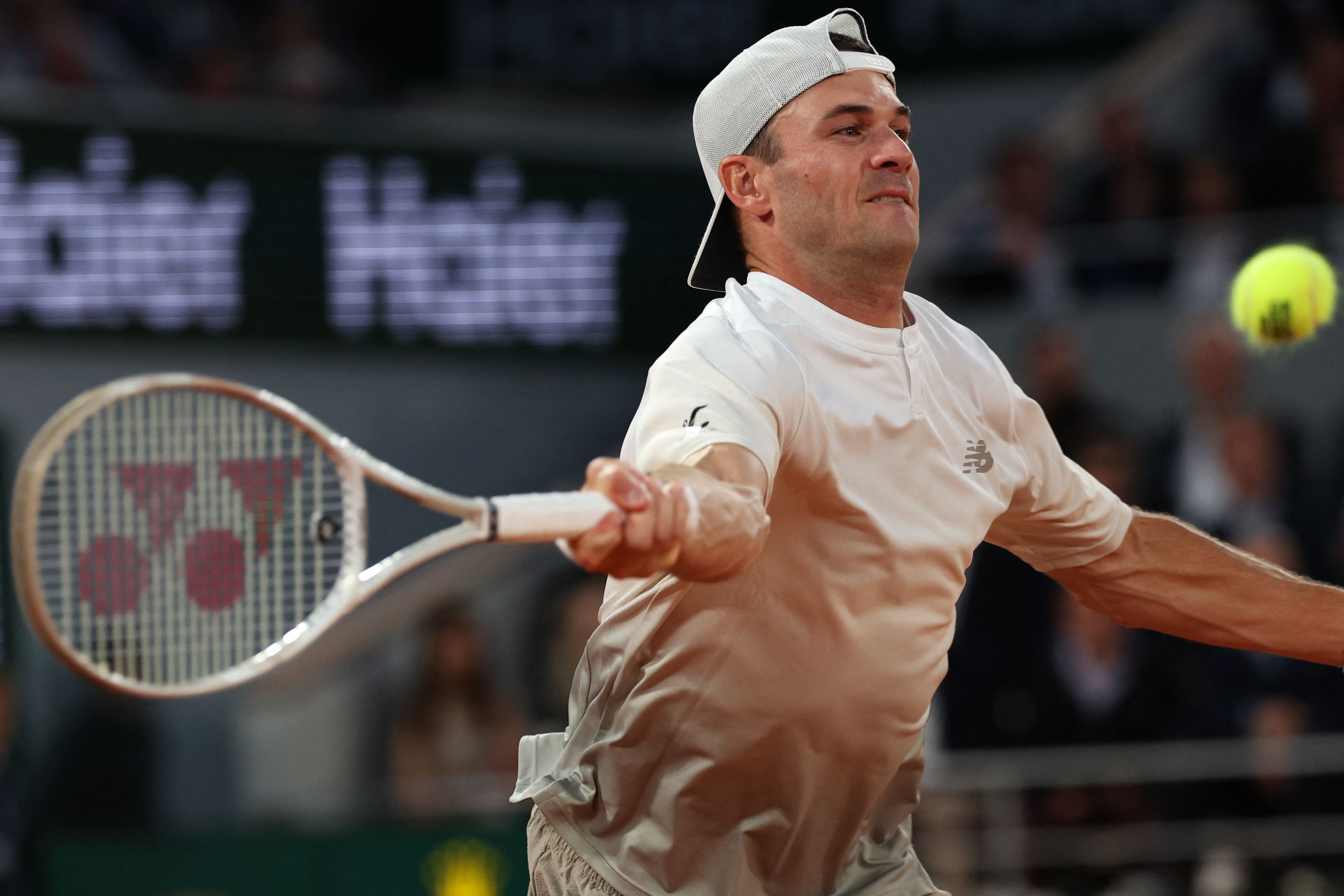 澳大利亚网球队血洗日本网球队，阿尔卡拉斯绝境逆转的简单介绍