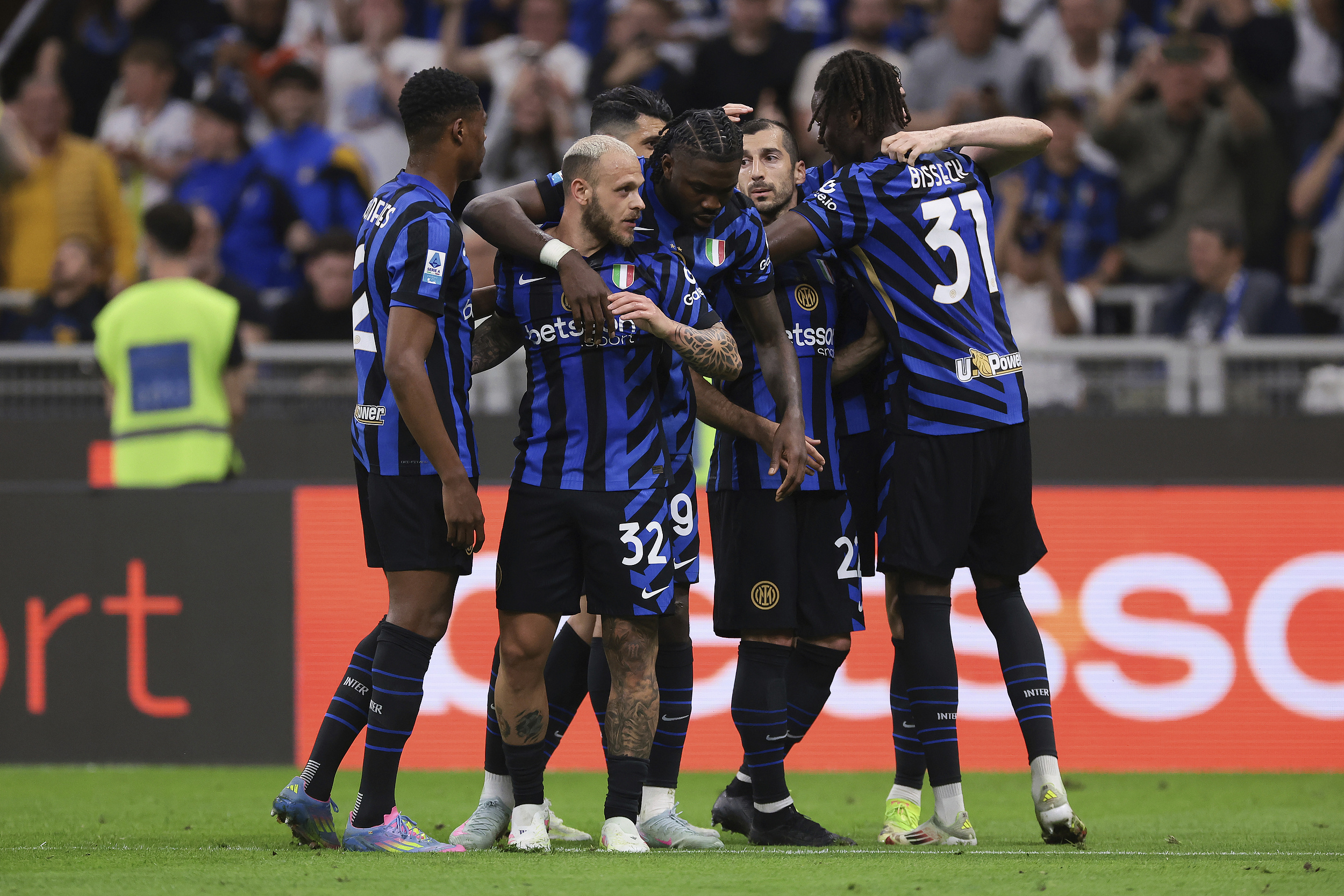 奥地利逆转国际米兰,萨内惊艳四座 奥地利逆转国际米兰,萨内惊艳四座