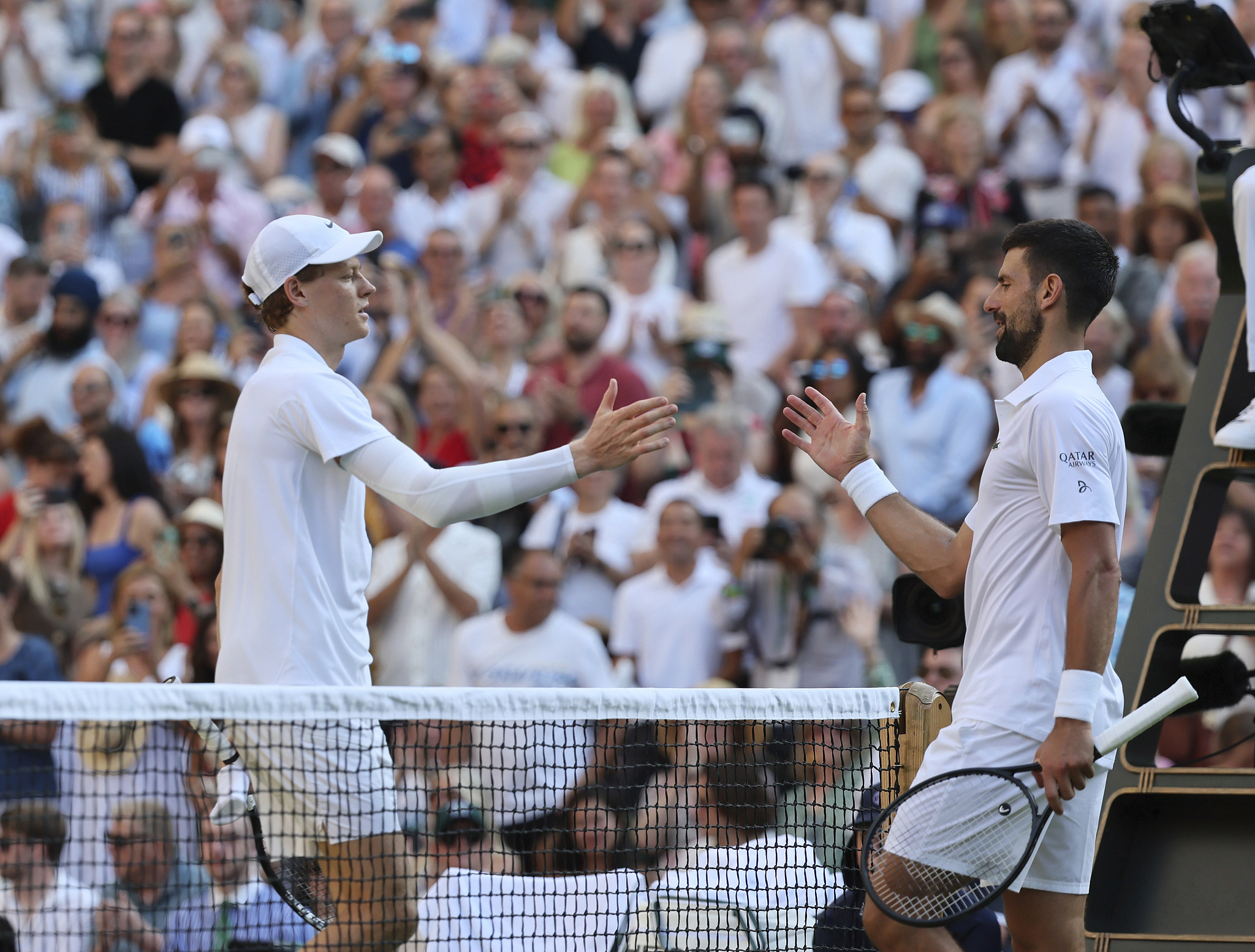 关于西班牙网球队碾压澳大利亚网球队，德约科维奇惊艳世界的信息