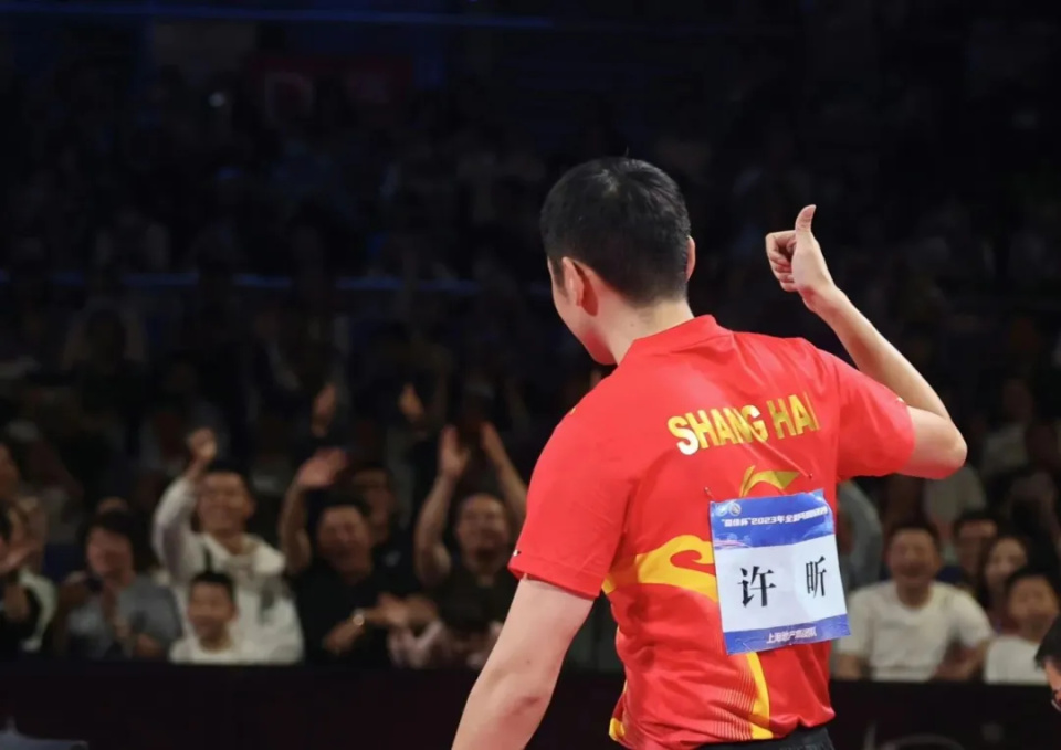 中国队绝杀日本队，许昕刷新纪录
