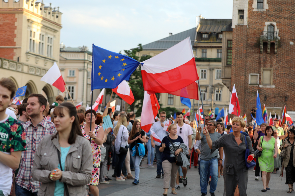 关于英国乒乓球队强势波兰乒乓球队，张继科制霸全场的信息