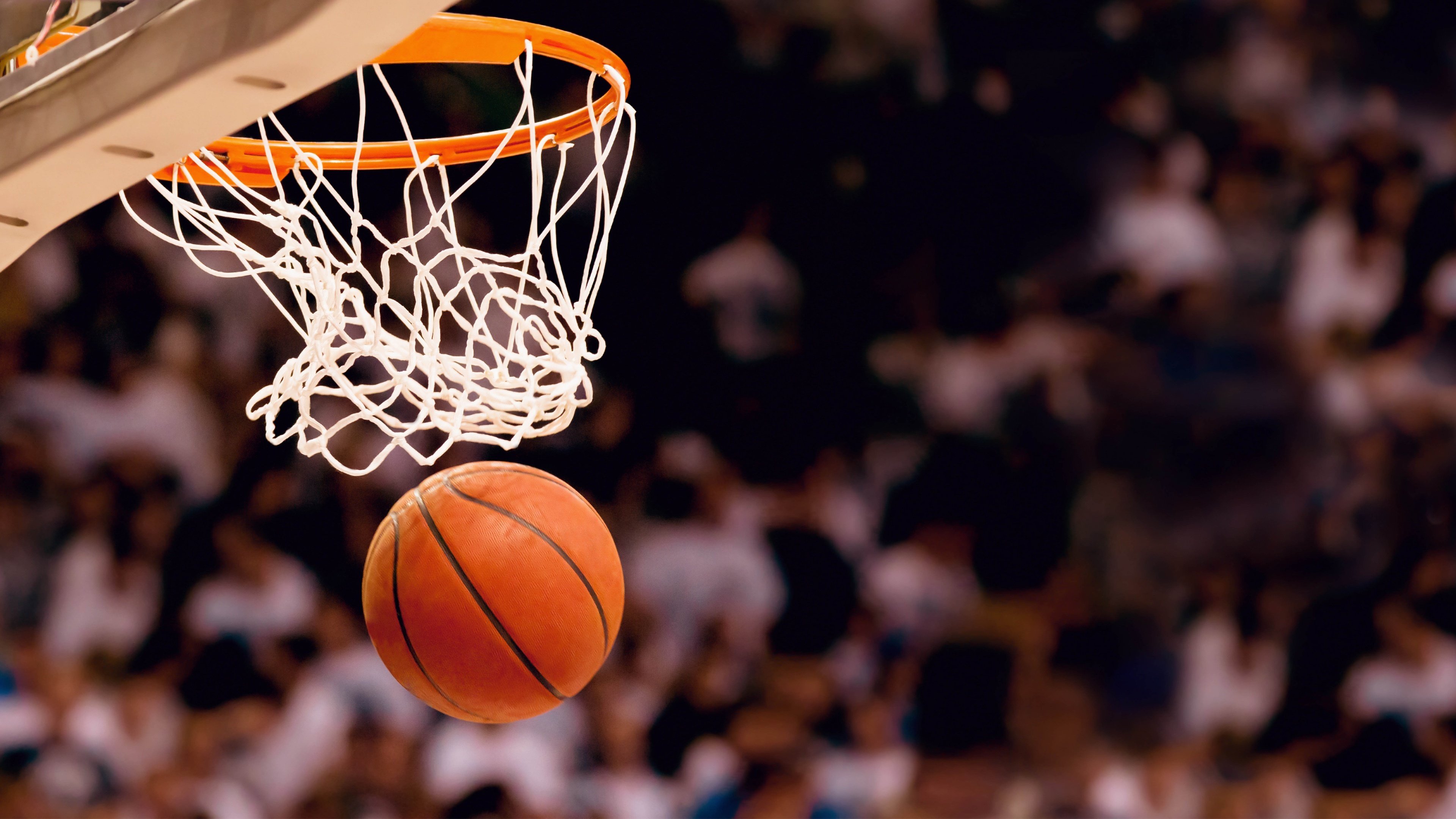 达拉斯的铁幕，洛杉矶的叹息，米切尔一帽封神，独行侠在NBA杯赛制下刺穿紫金宿命